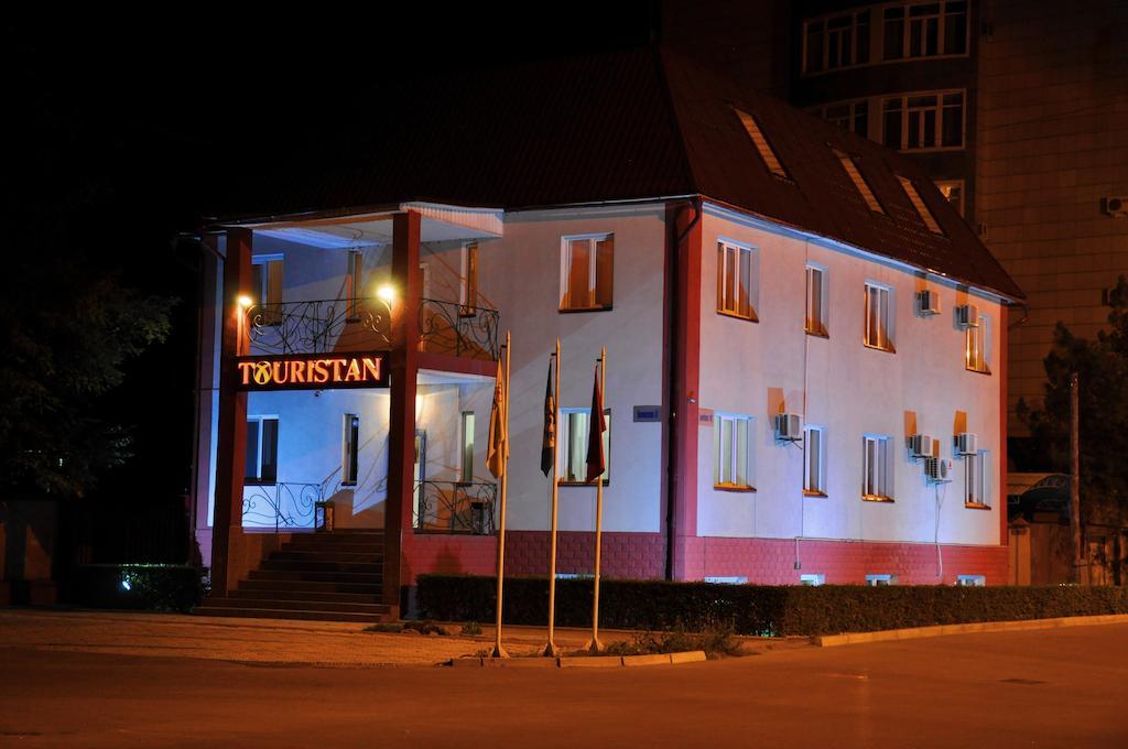 Tourasia Hotel Bisjkek Eksteriør billede