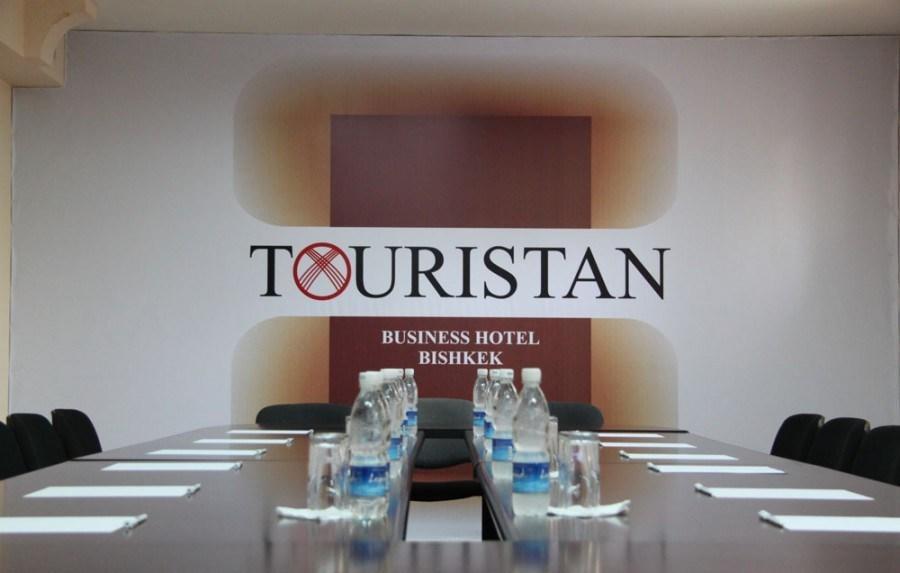 Tourasia Hotel Bisjkek Eksteriør billede