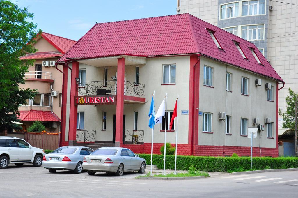 Tourasia Hotel Bisjkek Eksteriør billede